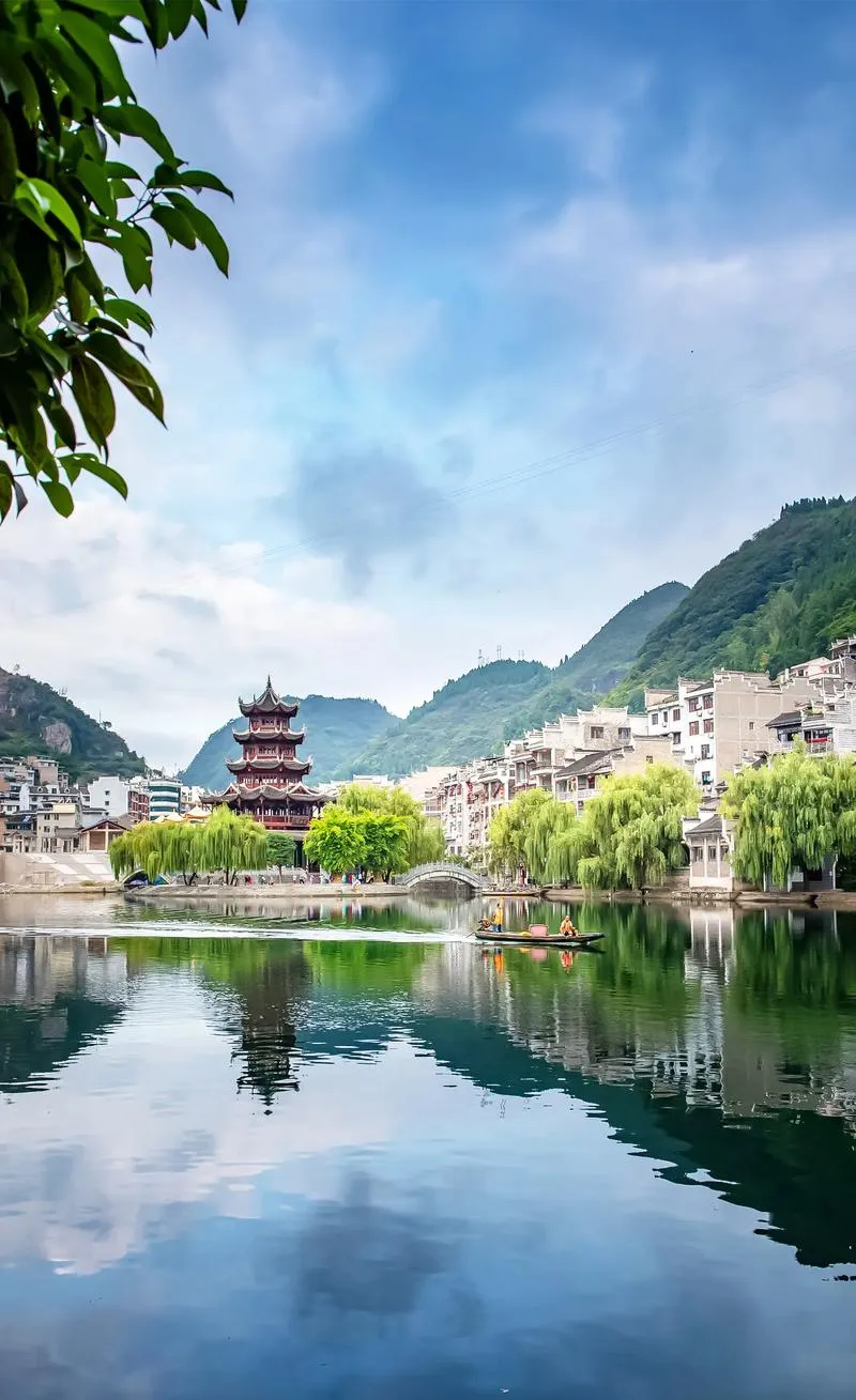藏在黔东南千年水城:5A 景区免费开放,比乌镇清净,适合慢享时光