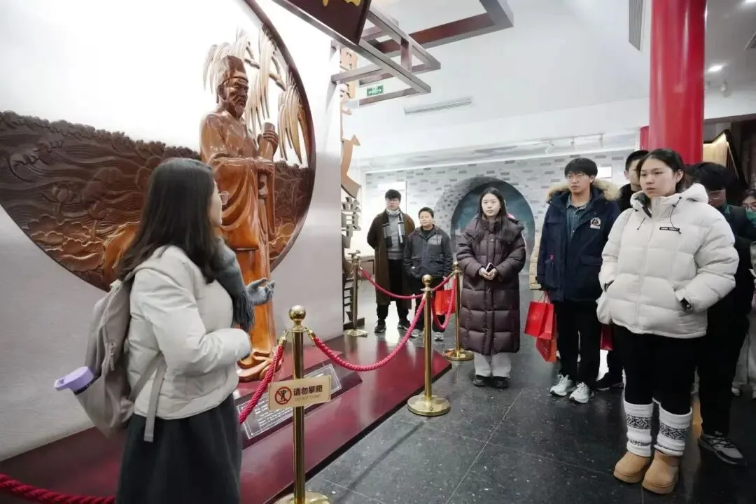 齐鲁文化研究院开展“济南'两河一湖'旅游文化名城建设”专项调研活动(一)