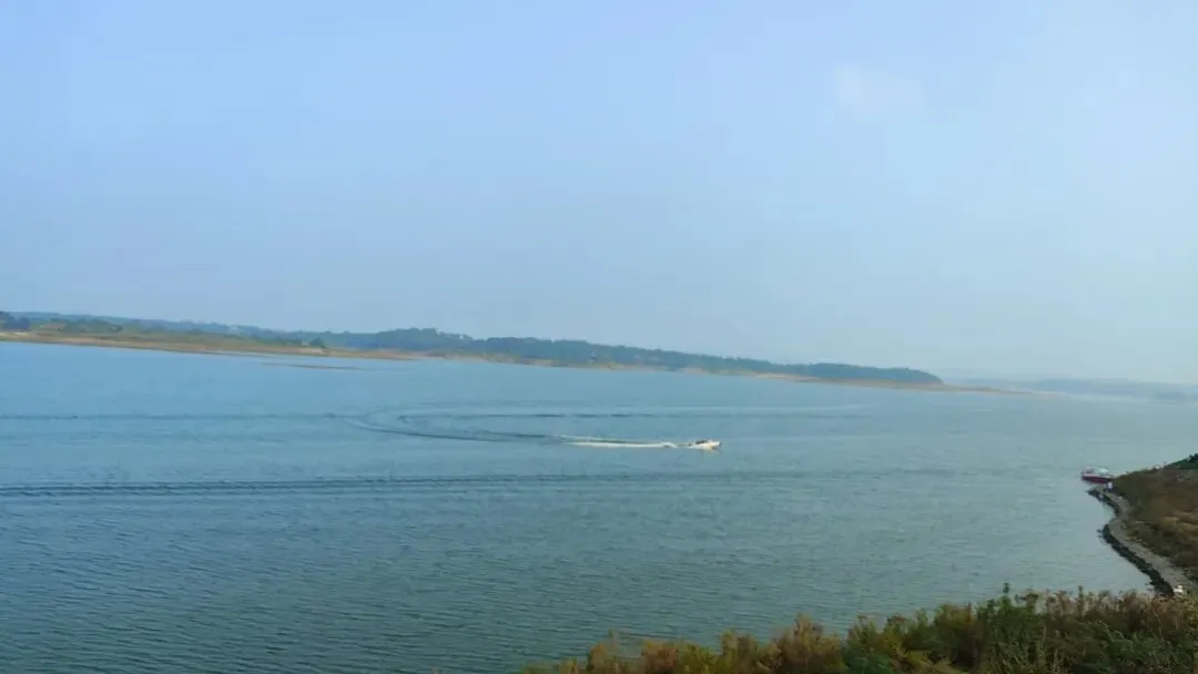 老家这几年建了几个景区,可很多人却说如果收费的话就不去