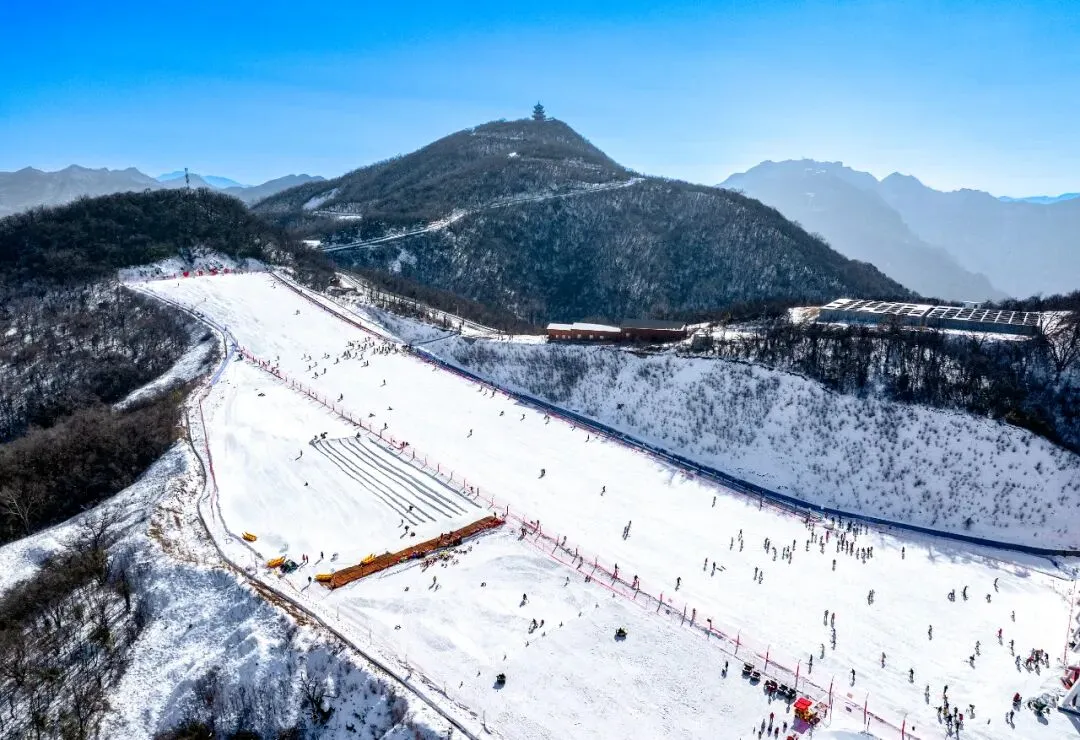 瑞雪映天汉,文明伴旅途——冬季文明旅游倡议书