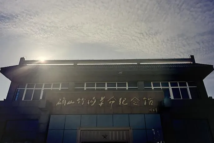 大量日本游客涌入驻马店,打着旅游的幌子,不逛嵖岈山,不吃确山凉粉,为什么?