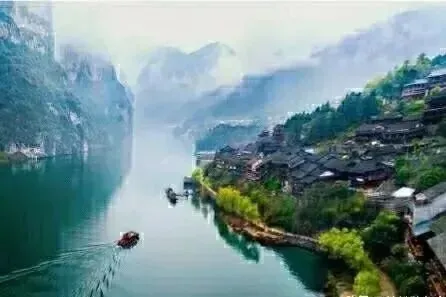 重庆附近好玩的旅游景点有哪些?