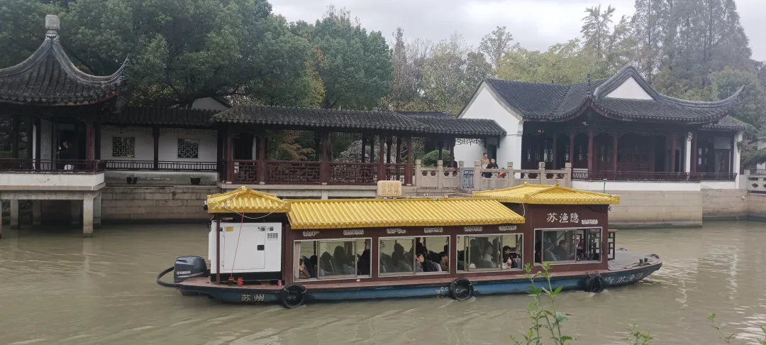 大量俄罗斯人涌入江苏苏州,打着旅游的名义,不访拙政园不看虎丘,想干啥?