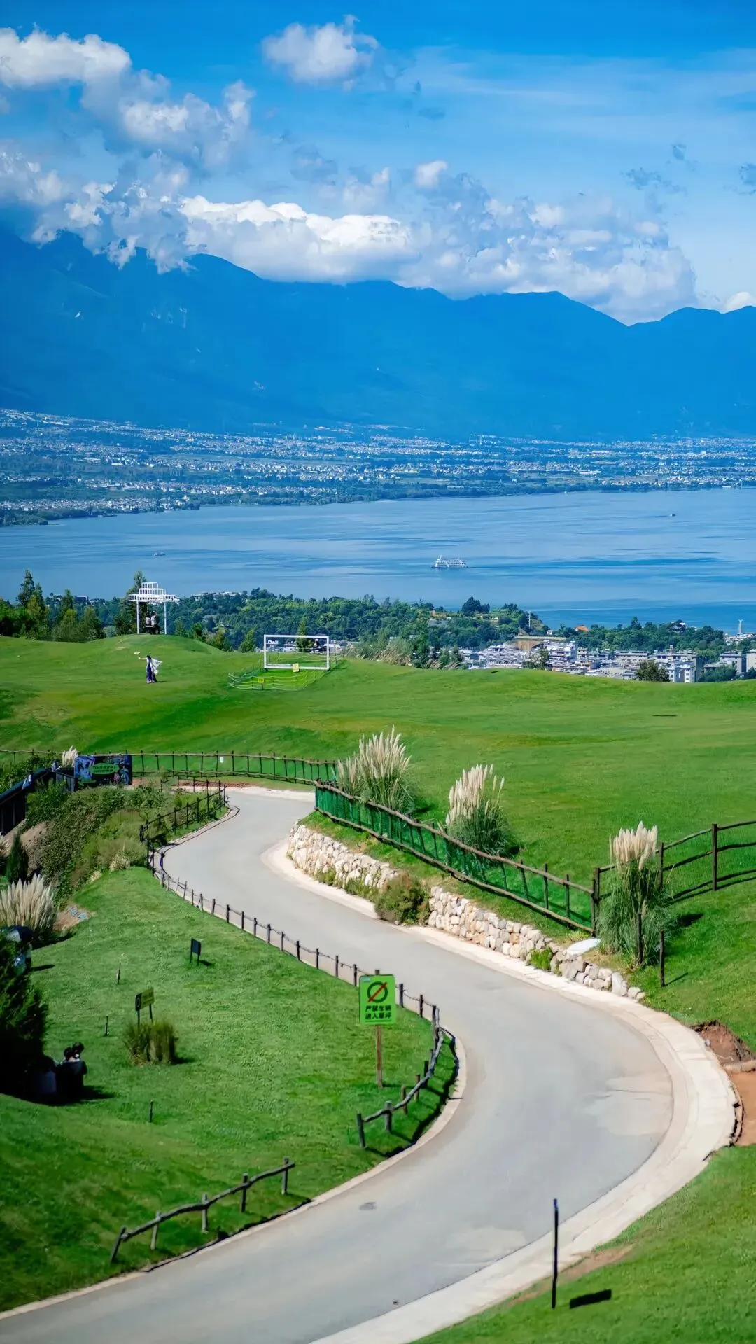 全国旅游年卡,698元双人畅游全国十几条线路,吃住行+门票全包括