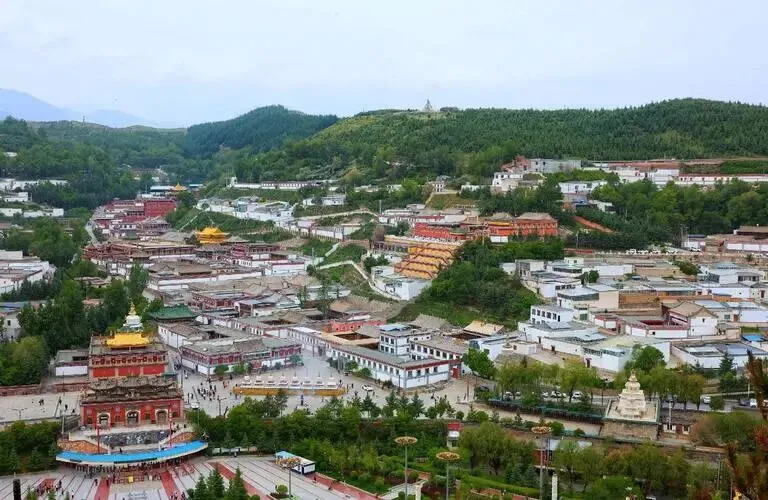 青海塔尔寺把全国景区的饭碗给砸了