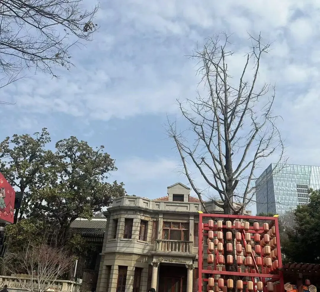 外地来武汉旅游的朋友,推荐您来武昌“昙华林”逛逛,值得一游噢