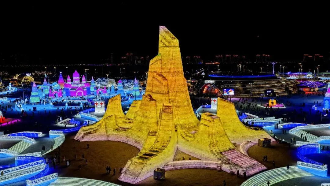 马年春节龙江景区客流 “狂飙” 龙江七大重点景区客流飘红