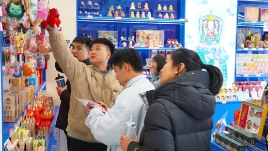 人气旺、活力足 春节期间五台山景区文旅消费“热情”高涨