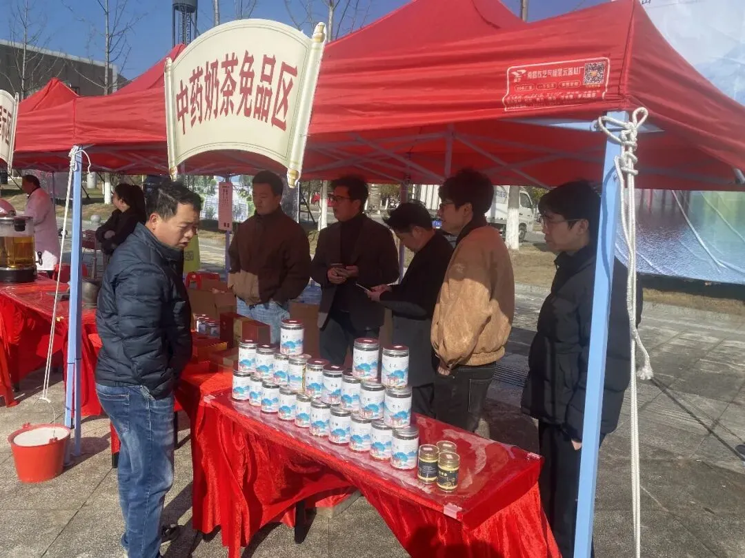 正月初五迎福运|中医药文化进景区,年味正浓!