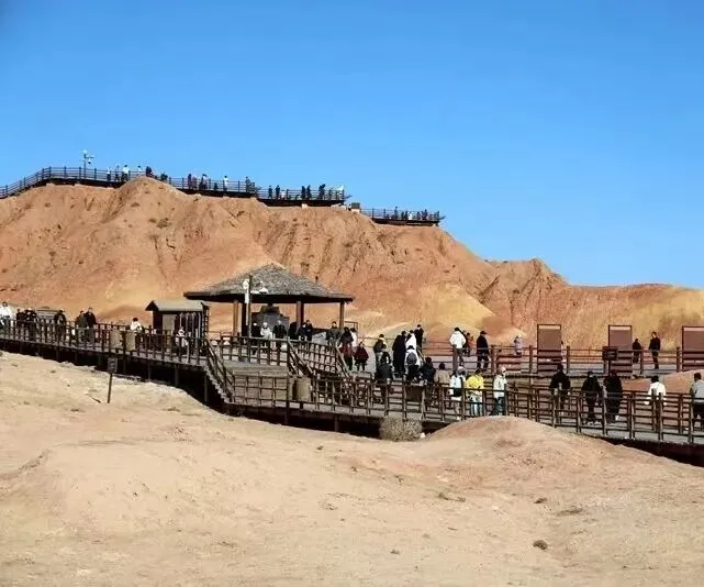 张掖丹霞大景区迎来春节“开门红”,客流量创新高