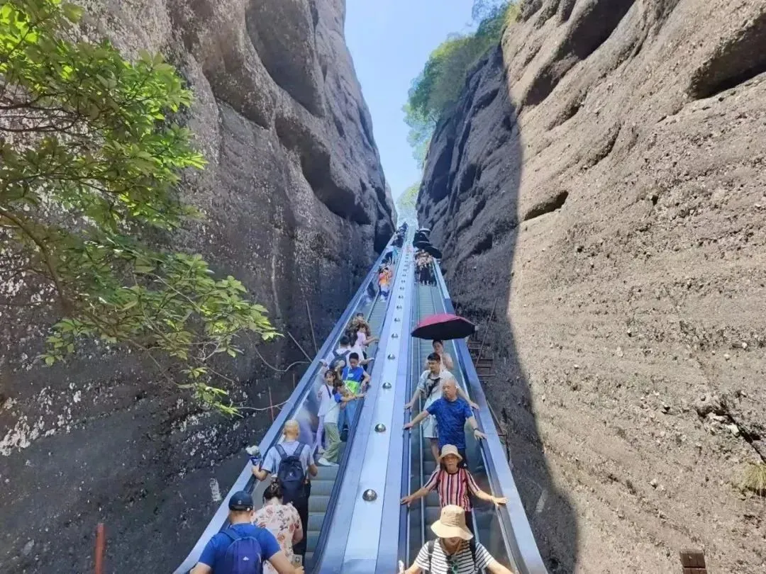 芙蓉旅游女神级精品推荐【 山水·冠豸山】纯玩 |连城冠豸山石门湖游船 汀州古城 汽车二日游