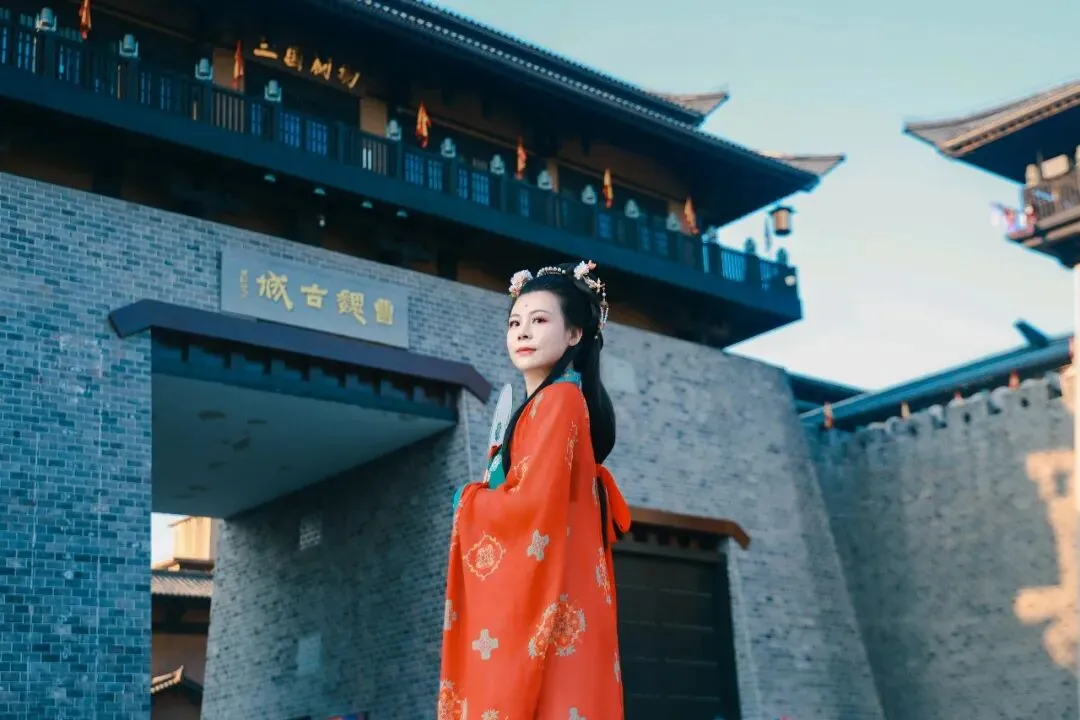 中年的我们,为什么越来越不想节假日出门旅游了