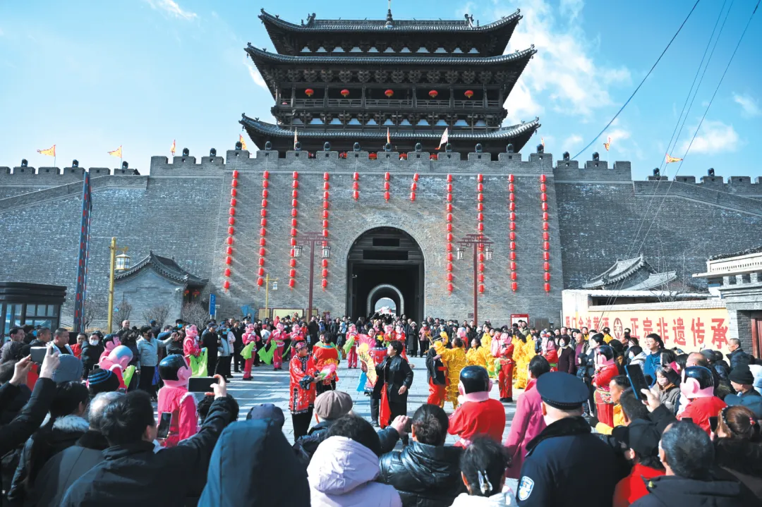 代县:春节假期代州古城旅游人数创历史新高、雁门关景区文旅热度再攀升