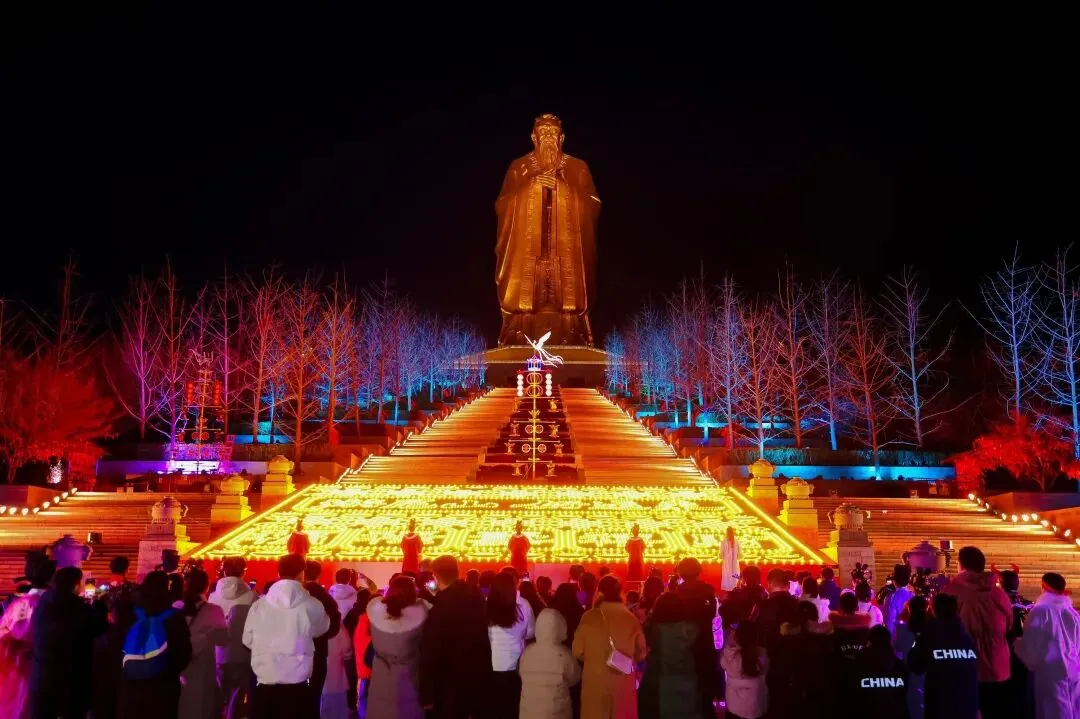儒韵国潮闹新春,尼山景区春节假期迎客流高峰——双园联动上演“文化大戏”,沉浸式体验引领马年文旅新时尚