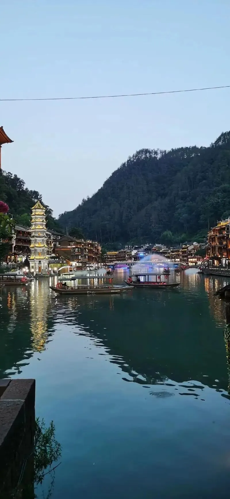 湖南张家界+凤凰古城把全国景区的饭碗给砸了