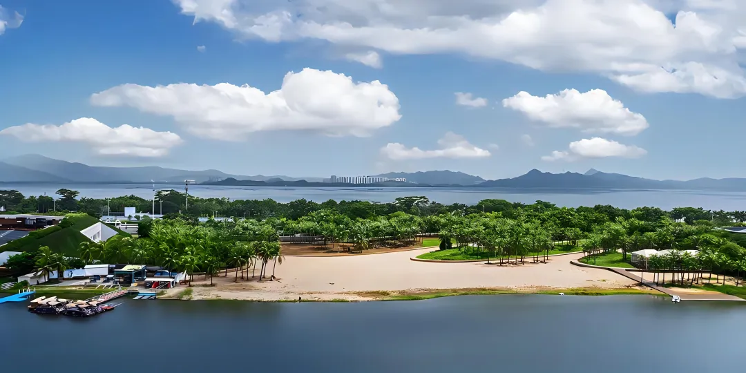 大批俄罗斯人“霸占”广东深圳街头,打着旅游的幌子,不逛世界之窗不去大梅沙,到底被啥迷住了?