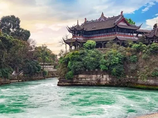 推荐3个适合情侣游玩的成都景点