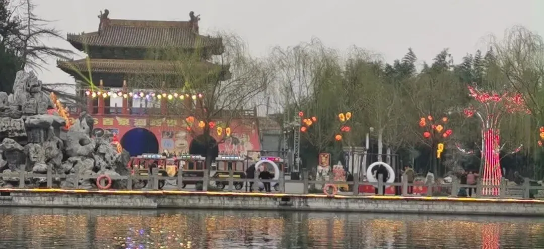 辉县百泉景区2026年正月十五闹花灯活动纪实!