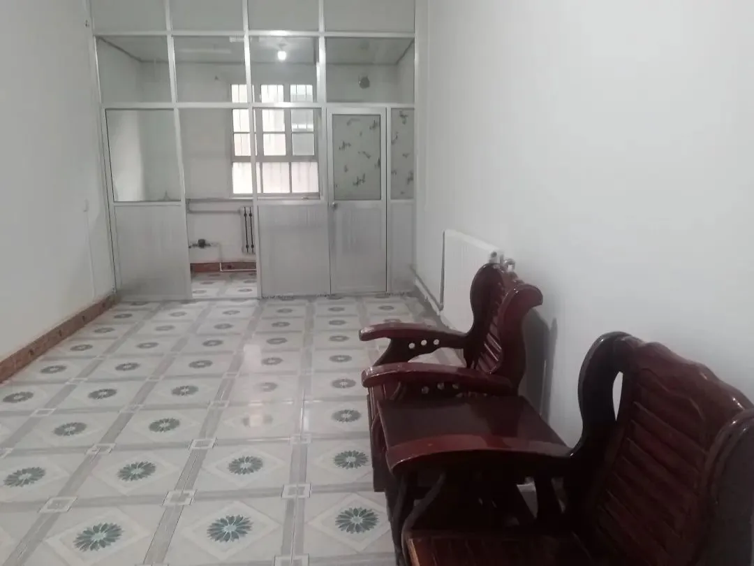 彬州:花果山景区元宵夜焕新彩 无人机送油飞马秀点亮民俗盛宴