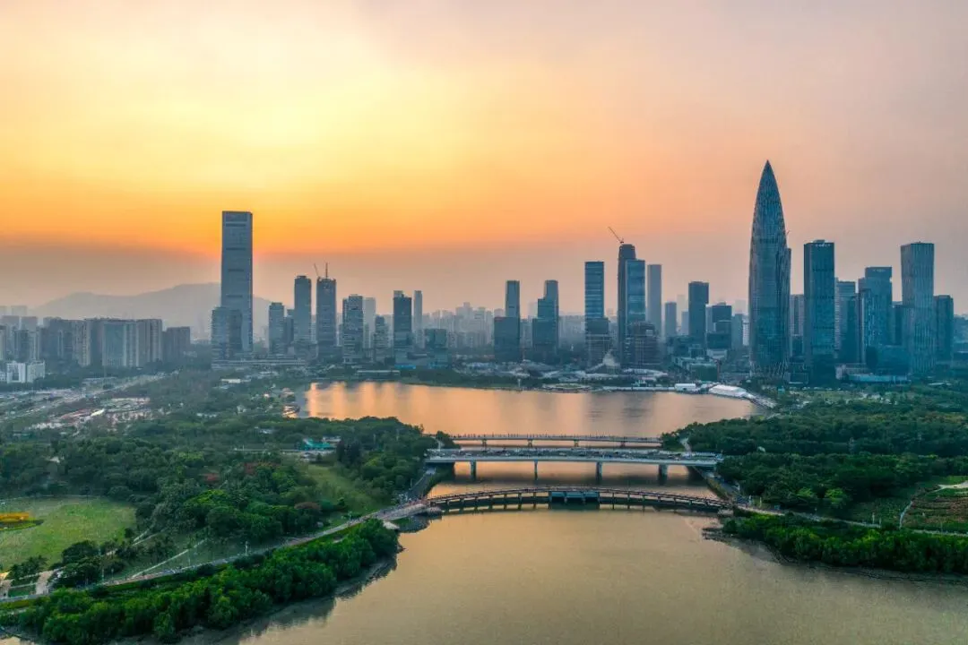 深圳好玩又免费的景点推荐,深圳必去的6个免费景点,地铁直达!