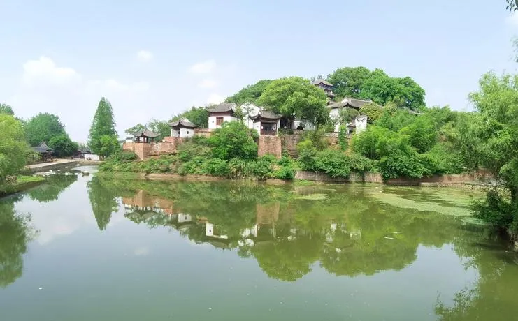 黄冈著名的旅游景点——东坡赤壁