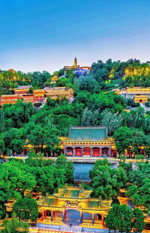 兰州著名的旅游景点——白塔山