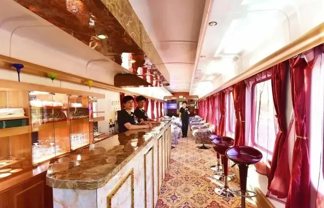 一线多游,对年龄包容性强,旅游专列有哪些优点与缺点