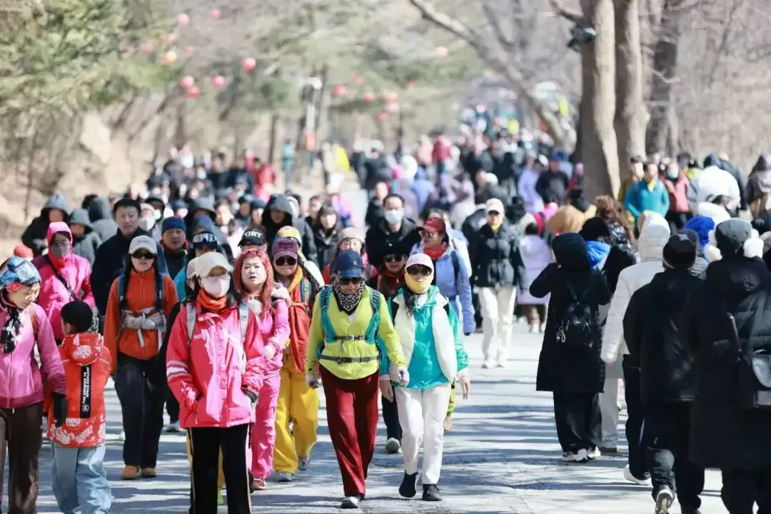 千山景区热度持续爆表