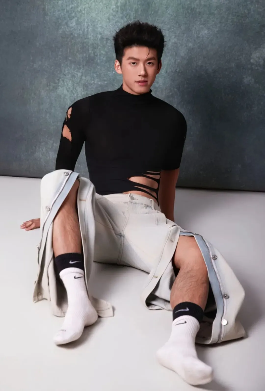 出国旅游路上竟被黑人小哥告白说喜欢我,难道我长的这么帅吗?