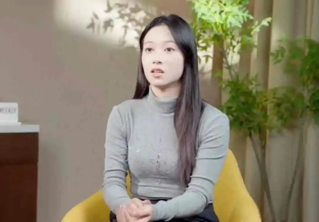 吴柳芳:当初没钱做旅游短视频,买个短裤吊带是最简单的