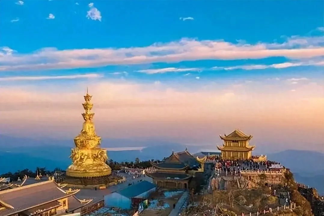 四川乐山最美十大景区有哪些?风光秀美,佛都古韵,让你乐不思归