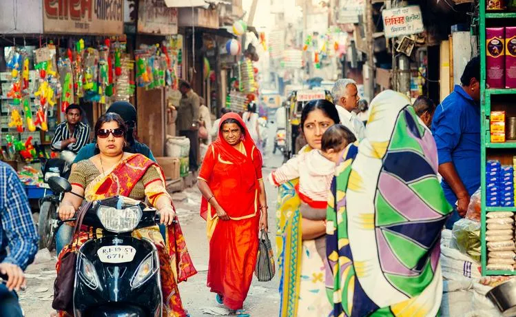 大量印度游客涌入武汉,打着旅游的幌子,不逛户部巷,不吃豆皮,为什么?