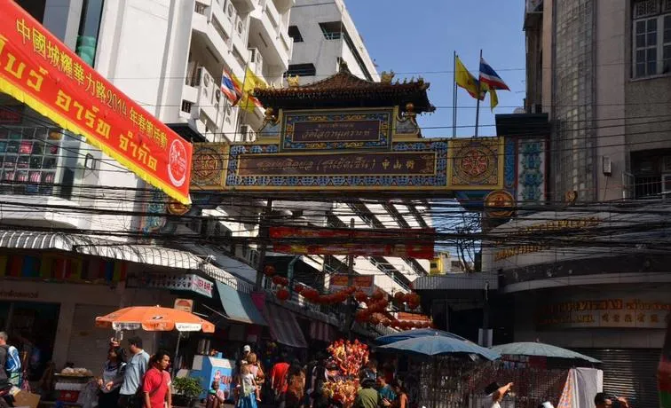 大量泰国游客涌入天津,打着旅游的幌子,不逛意式风情区,不吃熟梨糕,为什么?