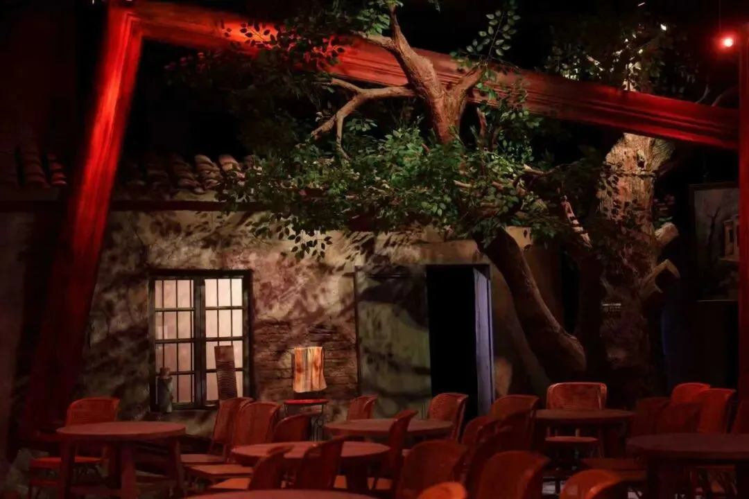 天津相声订票相遇相声社·天津旅游打卡新地标,津湾广场相遇相声社 惊喜场景大不一样