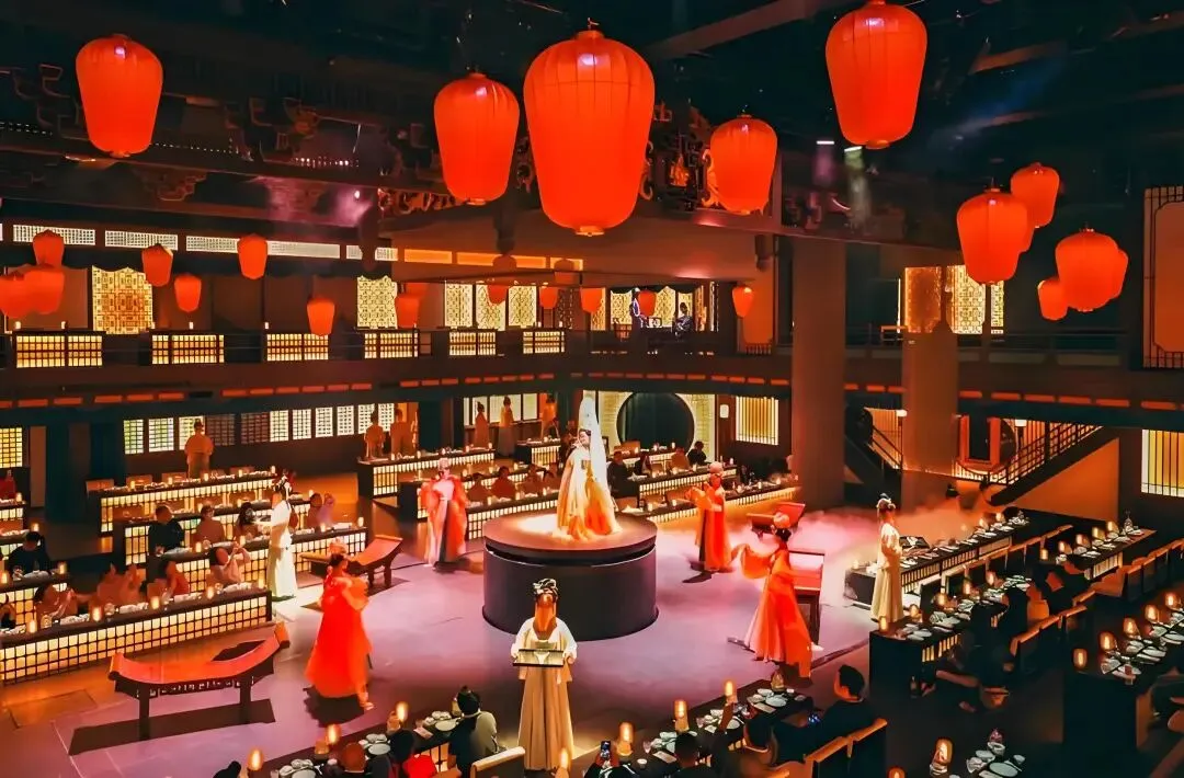 景区最新潮的玩法:打造特色“餐秀”爆款业态,玩转流量总开关