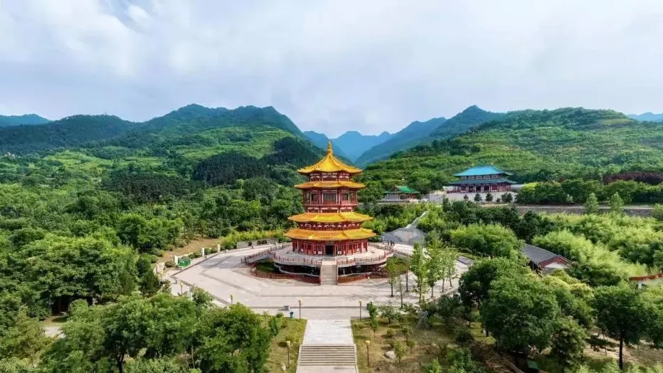 走进春天,绿润陕西 | 化女泉景区联合《华商报》社举办植树节专场活动