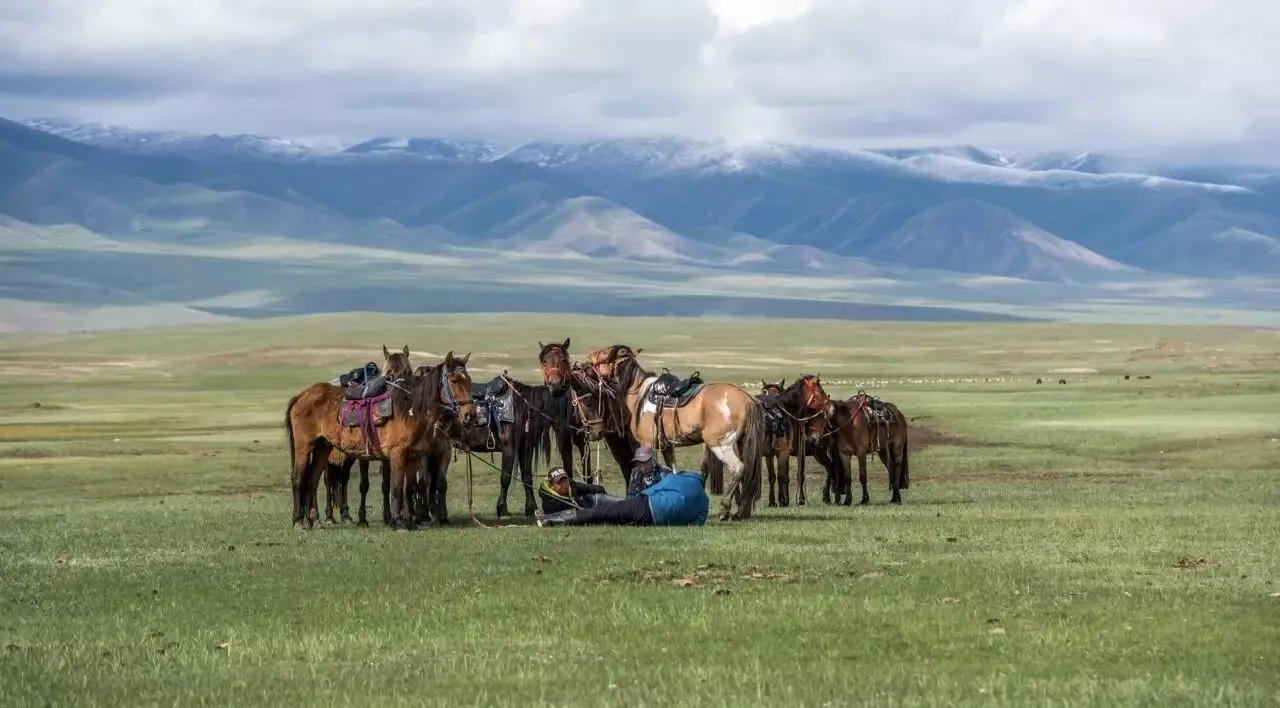 新疆自驾游路线建议