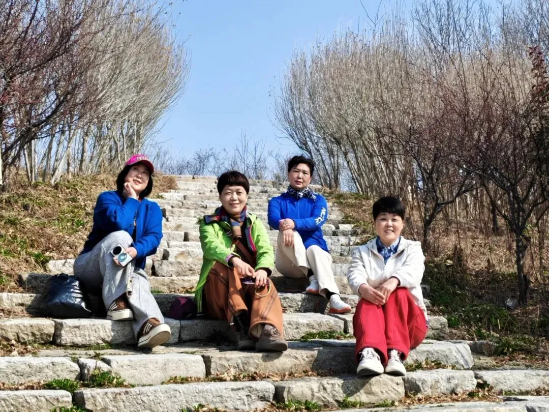 初春游玩马踏湖景区