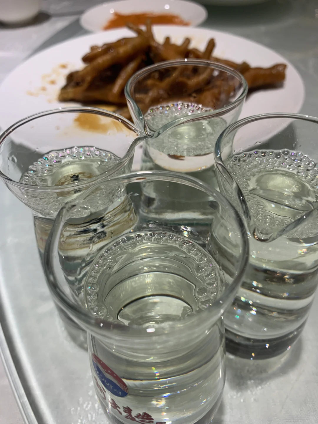 人生就像一杯酒！