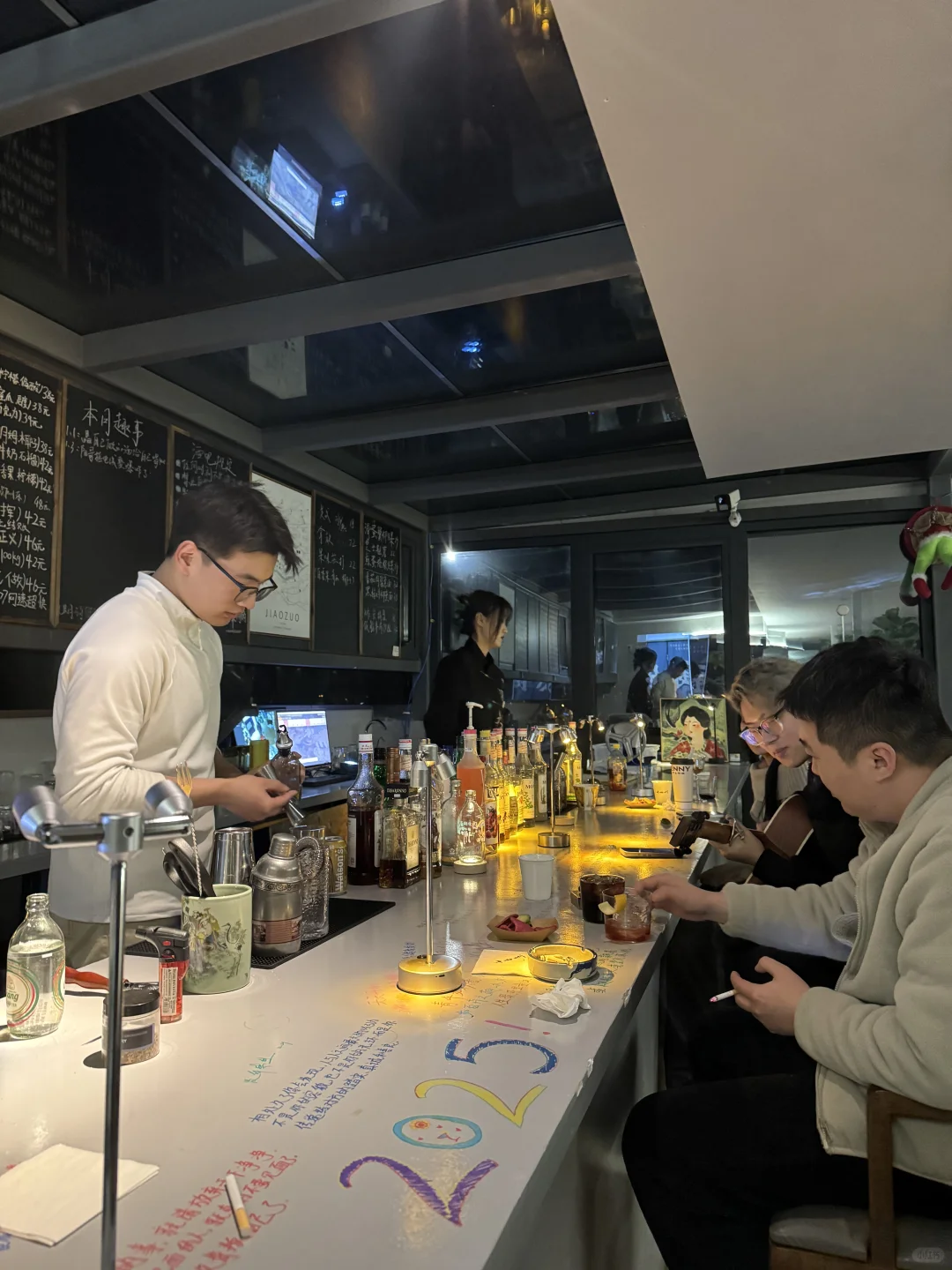 在小县城当调酒师