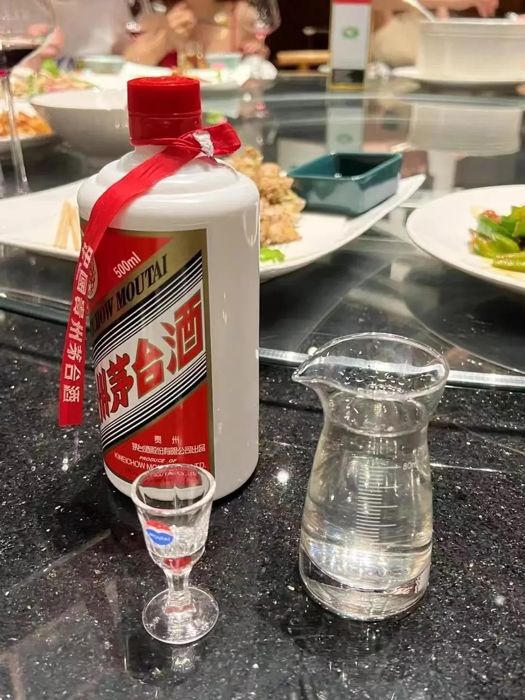 饭局上那瓶假茅台，成了我心里的刺。
