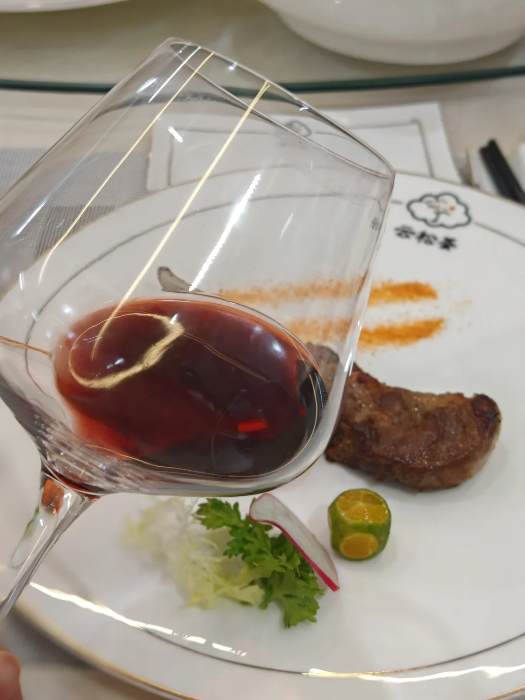 红酒搭配什么菜式比较好呢?
