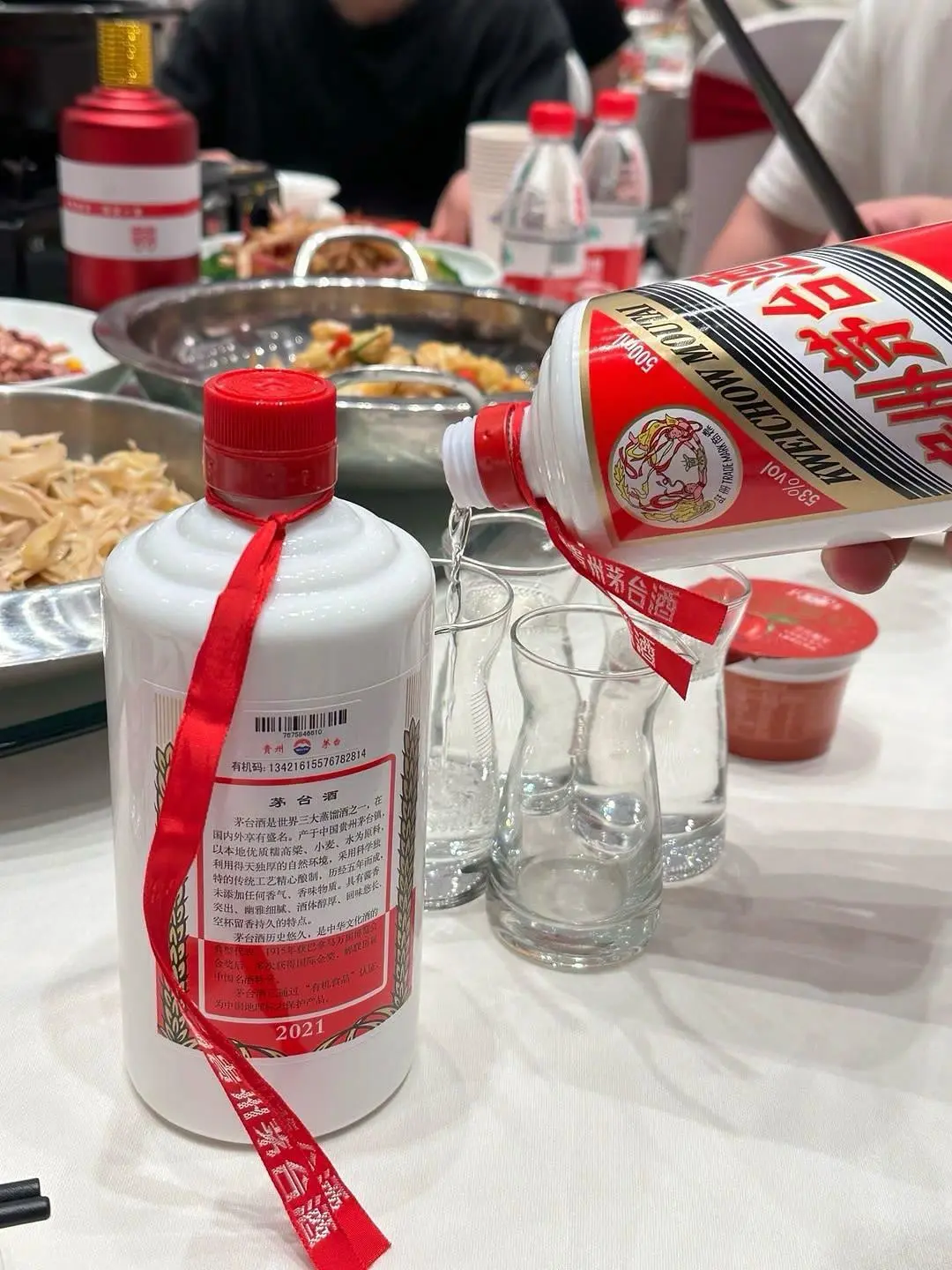 “茅台”算是白酒里面最好喝的了
