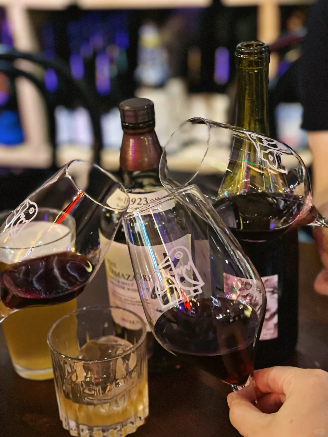 偶尔喝酒，经常偶尔?