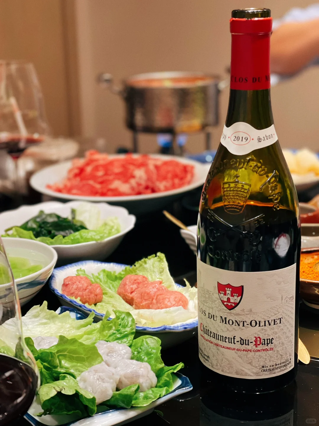 偶尔喝酒，经常偶尔?