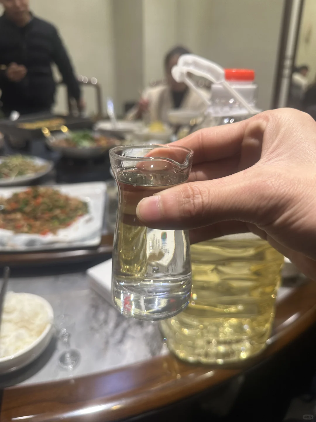 窖藏了26年多的53度粮食酒。