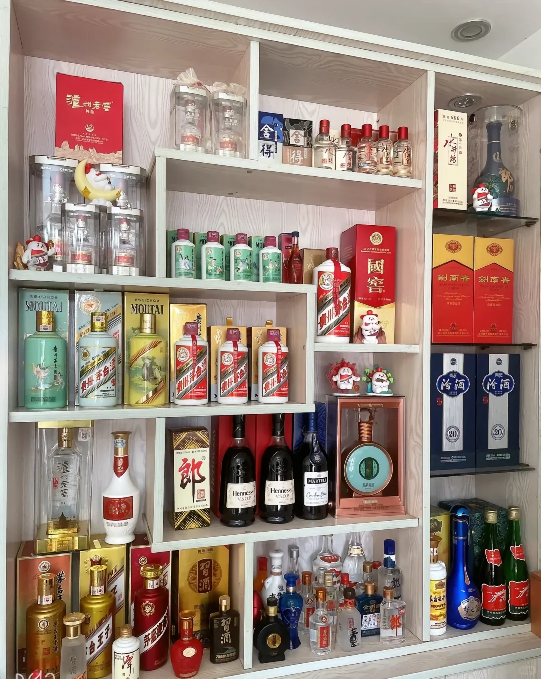 撸酒的第二个酒柜