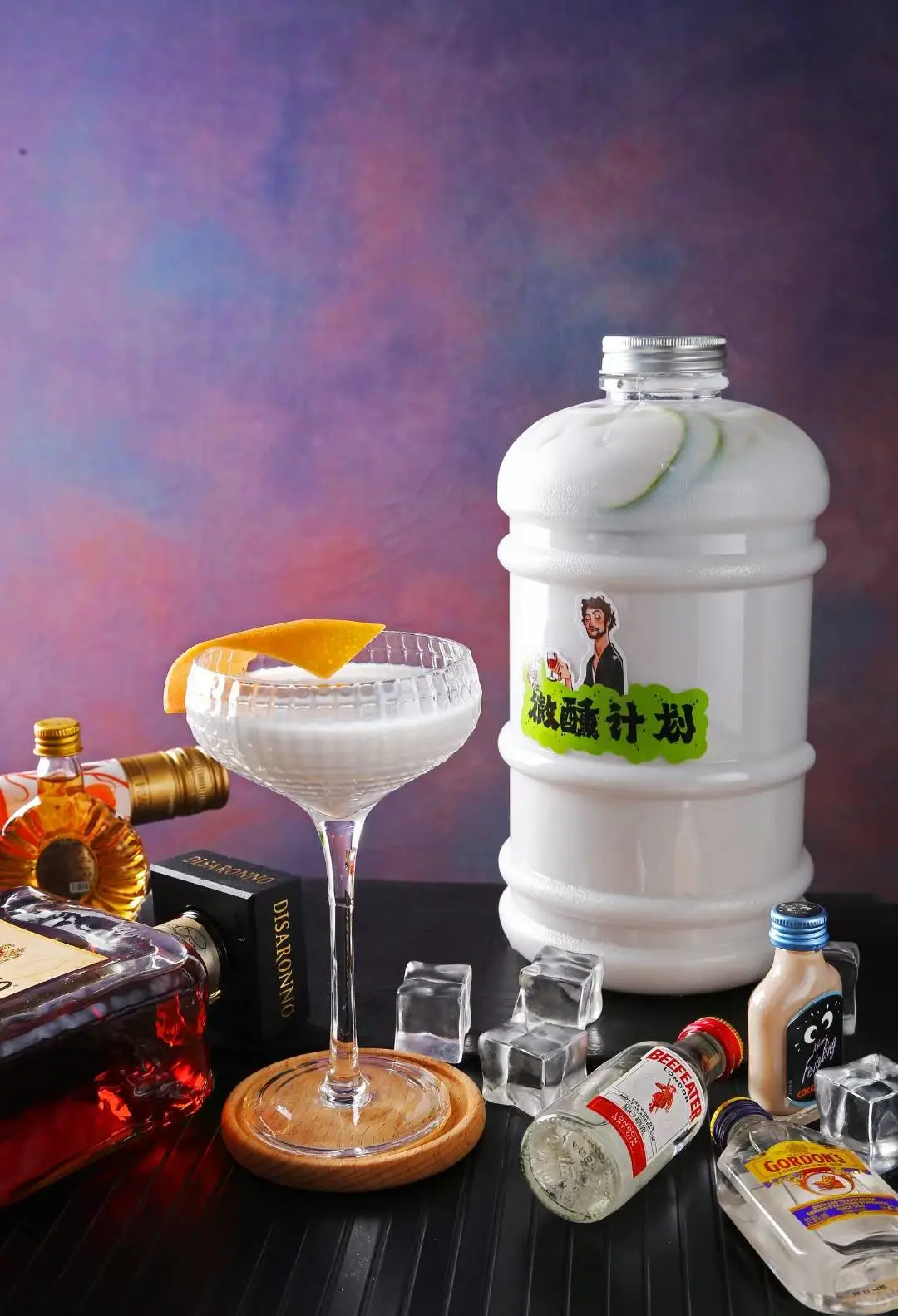 加入鸡尾酒行业，享专业支持，开启特色酒吧创业之路