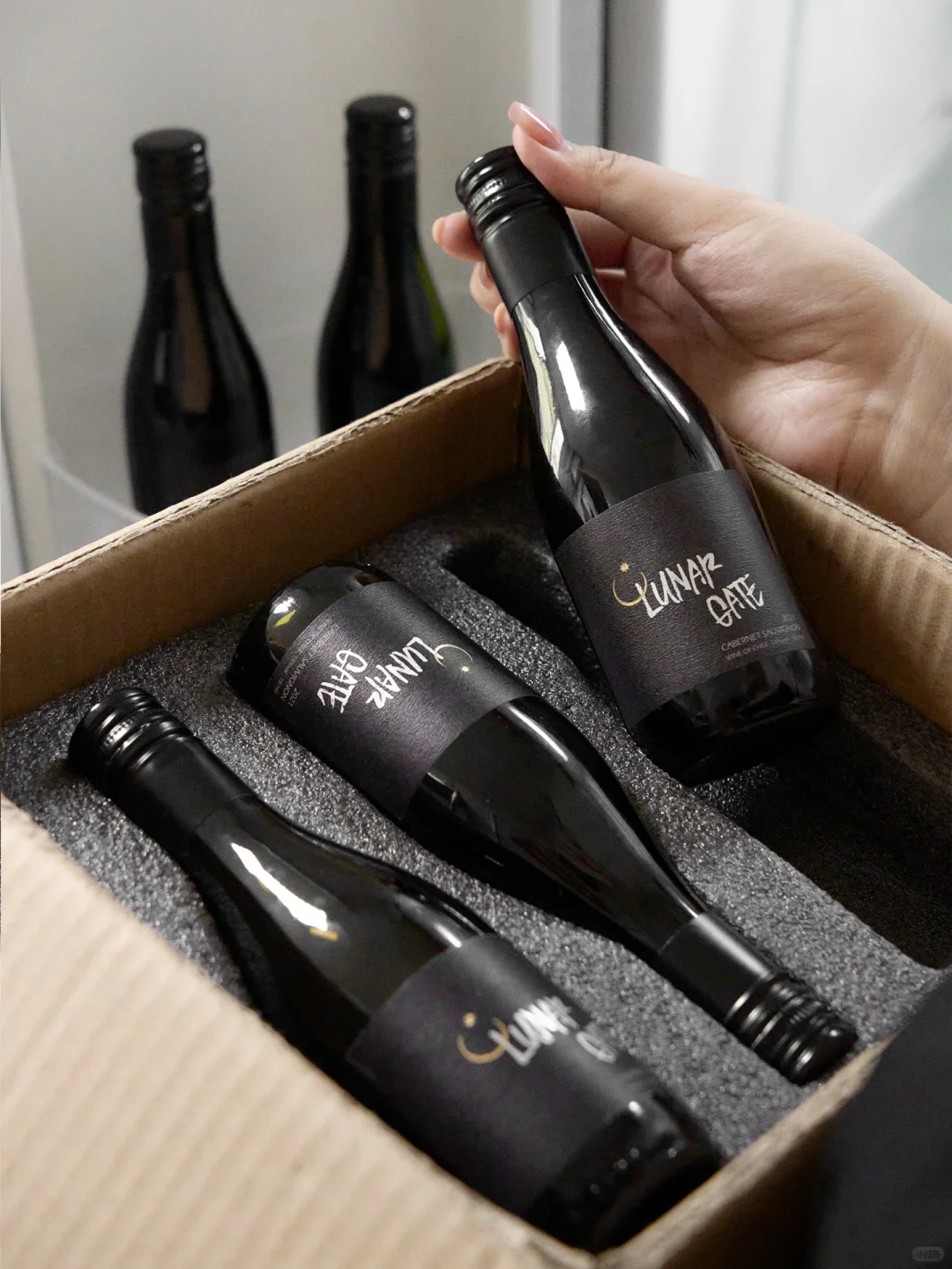 ?我要把这酒送给妈妈，巴掌大还进口?