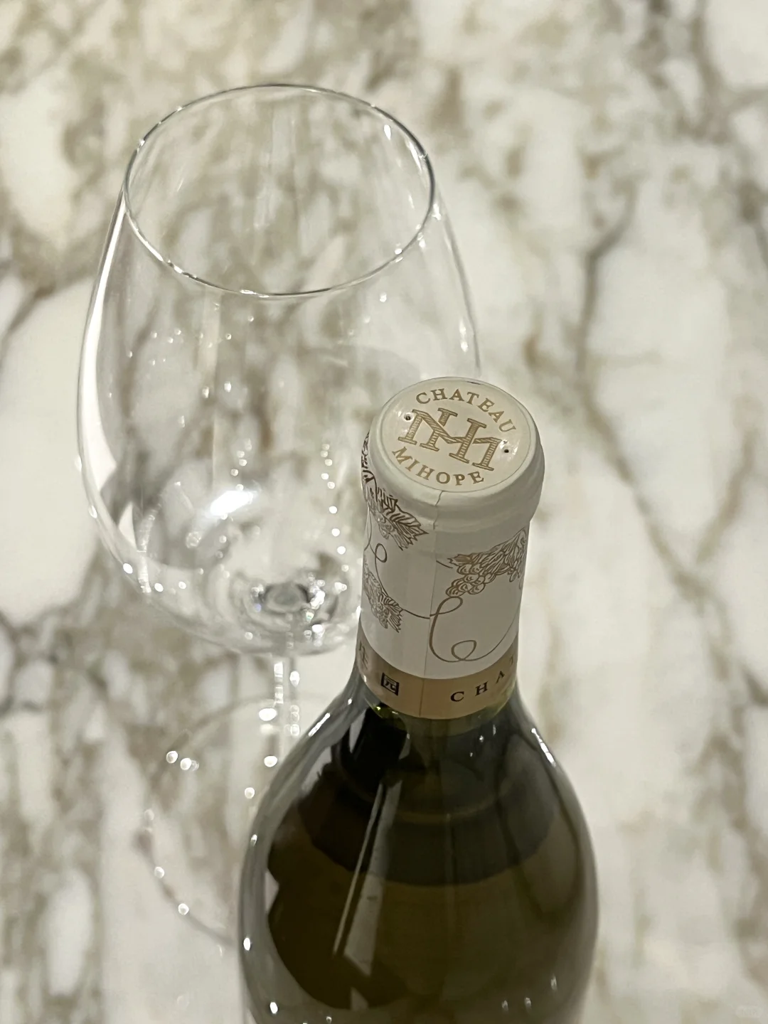 母亲节酒单｜维欧尼干白—妈妈爱的微醺酒